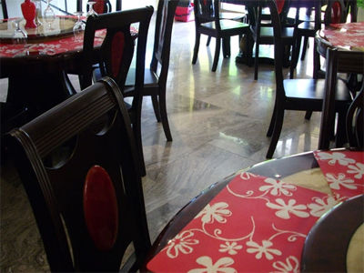 Crown Liberty Hotel Akra Restoran fotoğraf